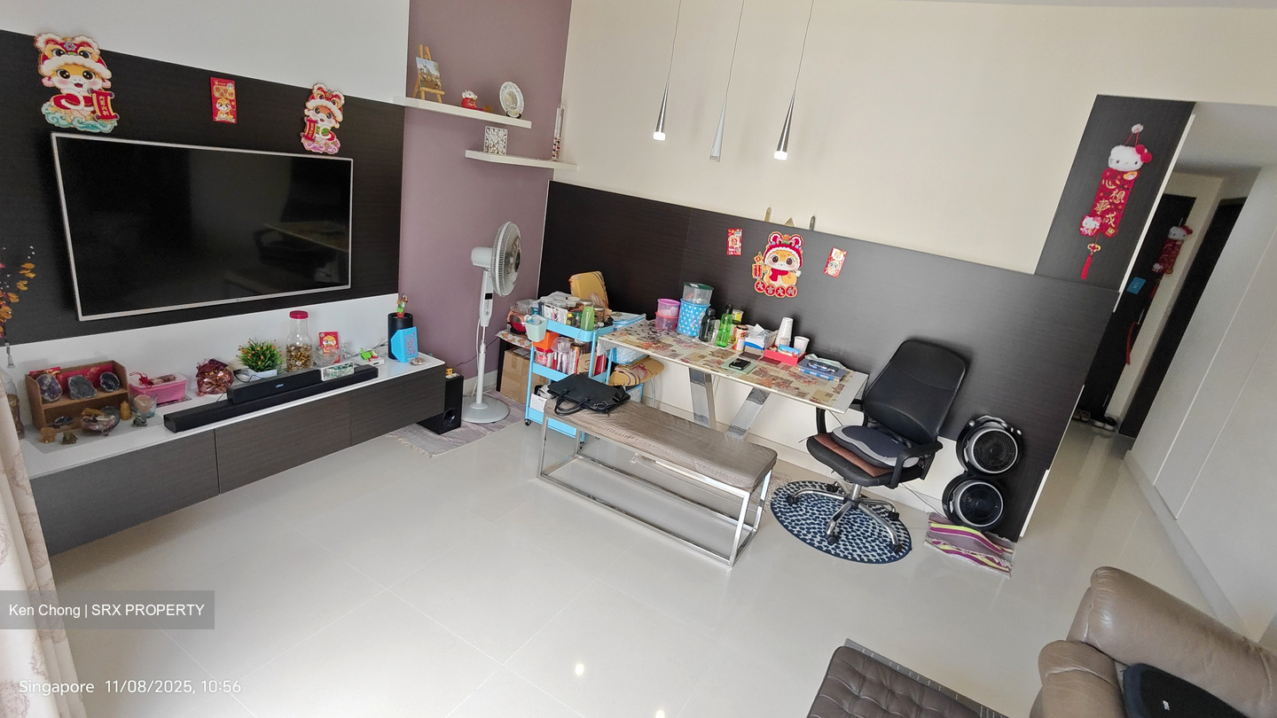 Watercolours (D18), Condominium #502071201